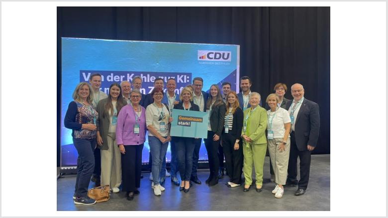 Alle Delegierten zum 46. Landes- Parteitag in Münster am 28.Sept.24 aus dem Rhein-Erft-Kreis Plus die beiden MdL‘ s (Gregor Golland und Thomas Okos), plus die beiden MdB‘ s Dr.Georg Kippels und Detlef Seif, plus Dr. Carsten Linnemann